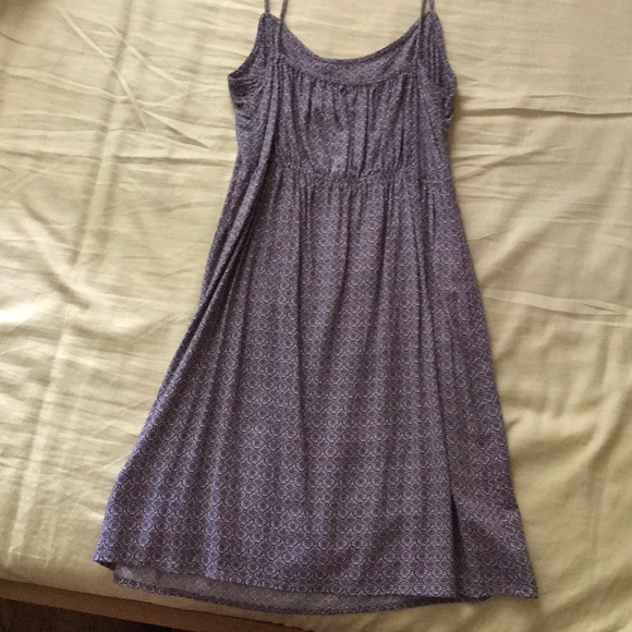 Dress - Picture 3 of 4